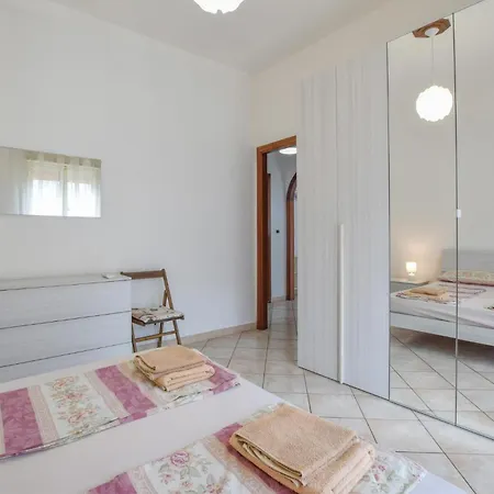 2 Bedroom Awesome In