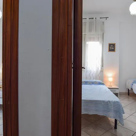 Apartment 2 Bedroom Awesome In *