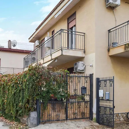 2 Bedroom Awesome In Apartment Capaci